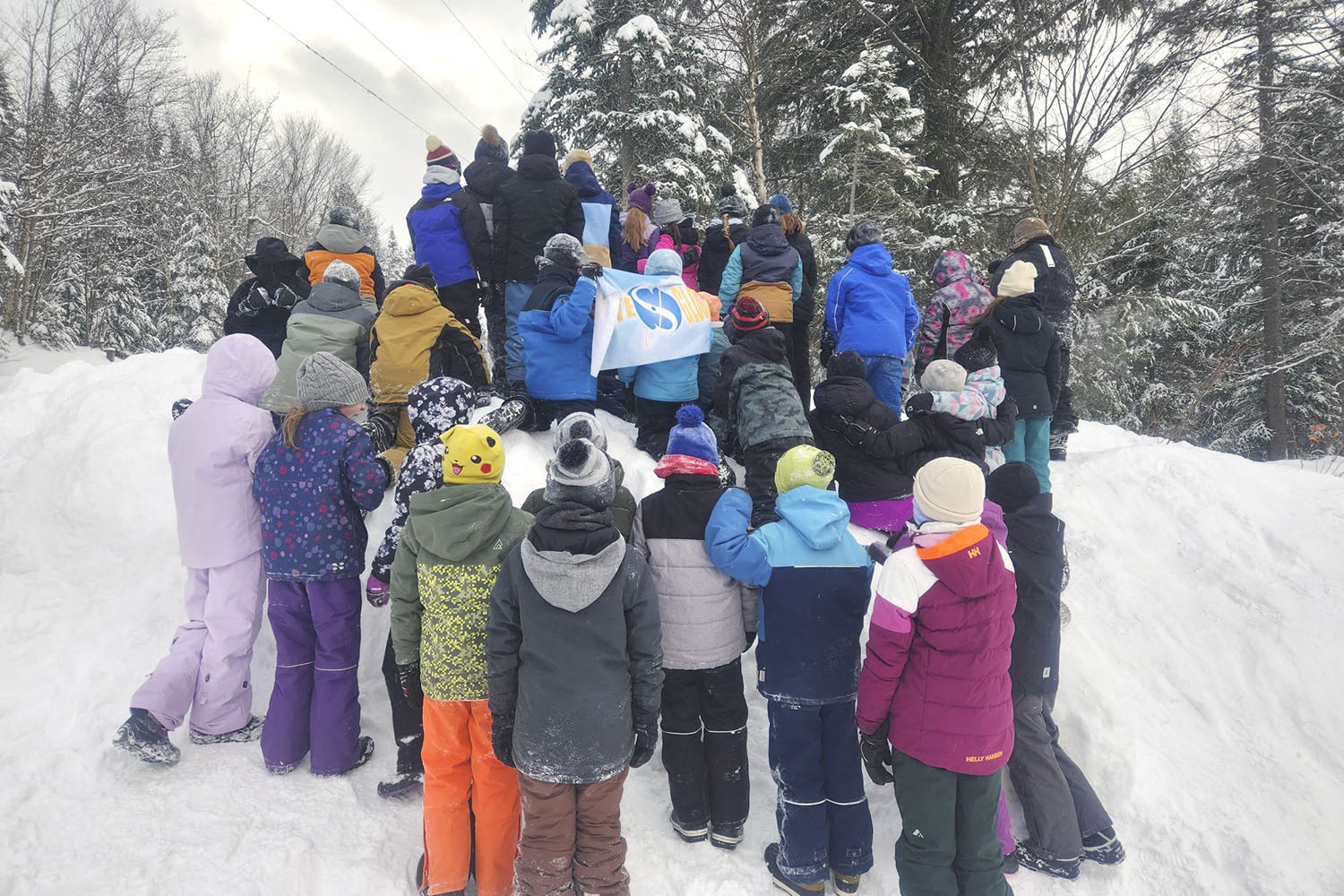 Pub deneigmement st elie Fr