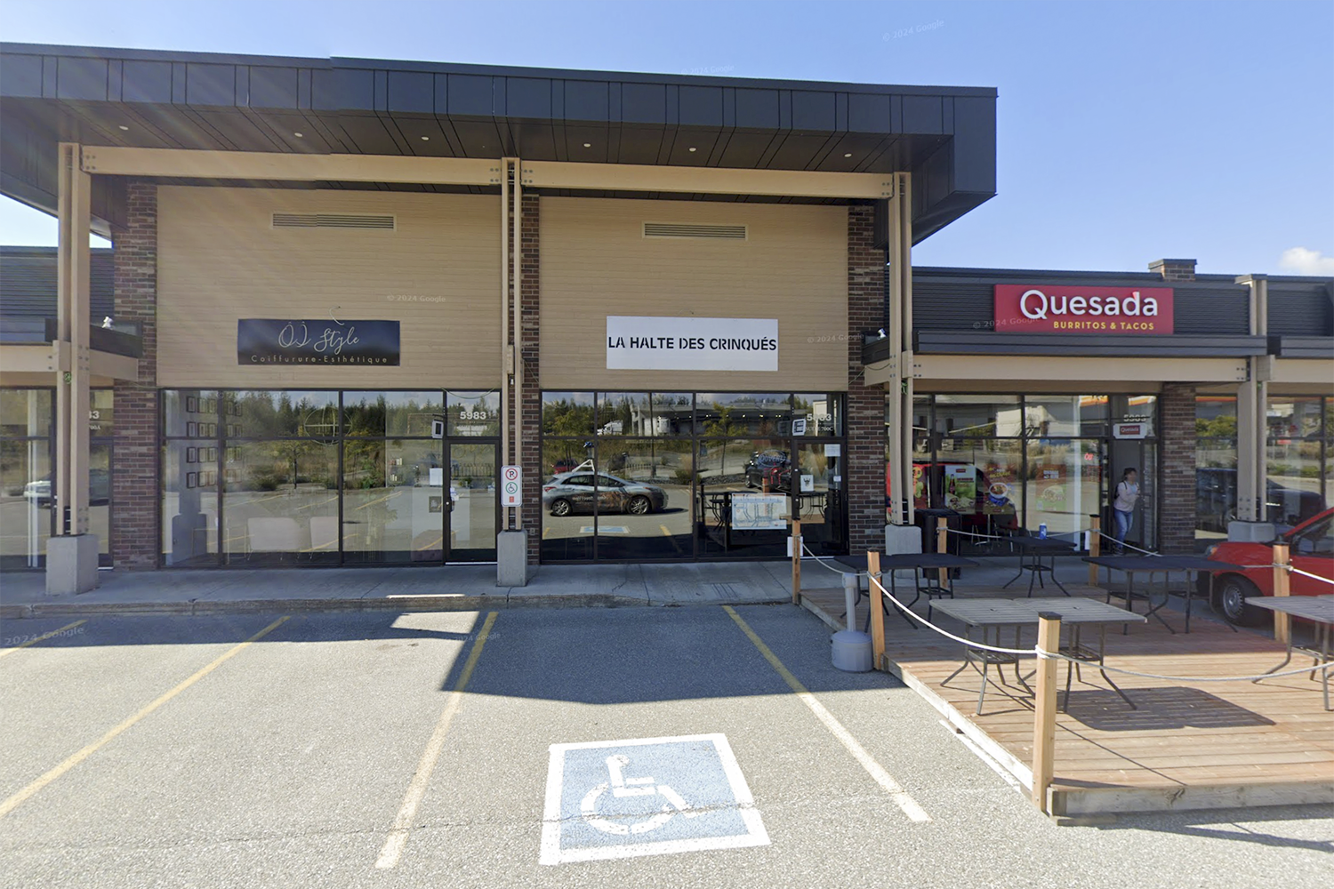 Pub deneigmement st elie Fr